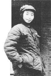 杨兰兰到底是哪个中共高层后代？有个形象一直时隐时现🤔对‼️就是她，齐心