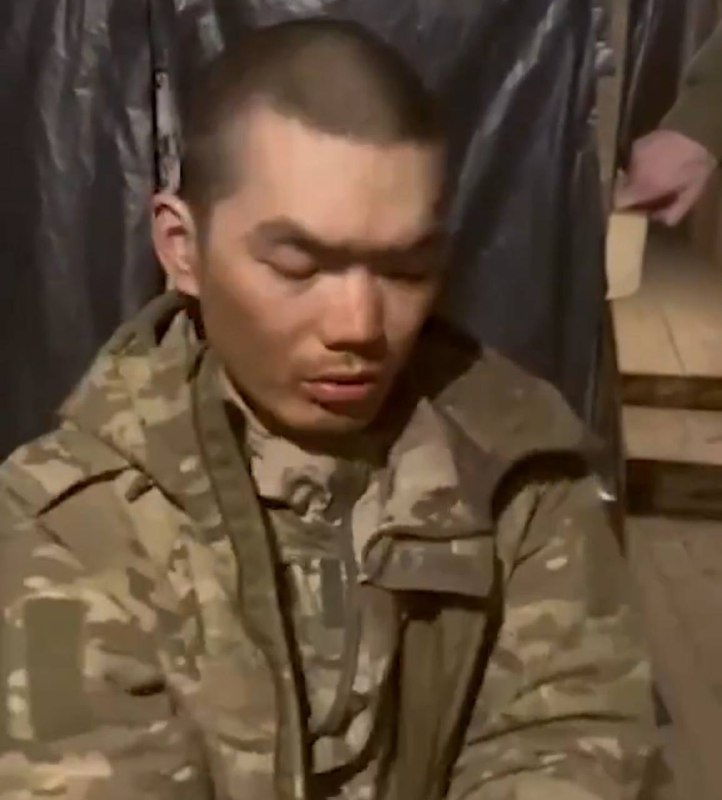 中国雇佣兵替俄父从军被抓，被泽连斯基亲自给挂推特了