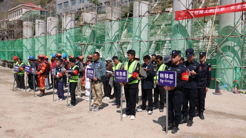 演戏我们是认真的！😎 匿名投稿演戏我们是认真的！😎 匿名投稿