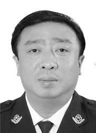 死了个大的黑皮死了个大的黑皮