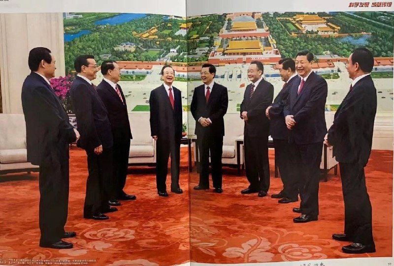 笑嘻了By