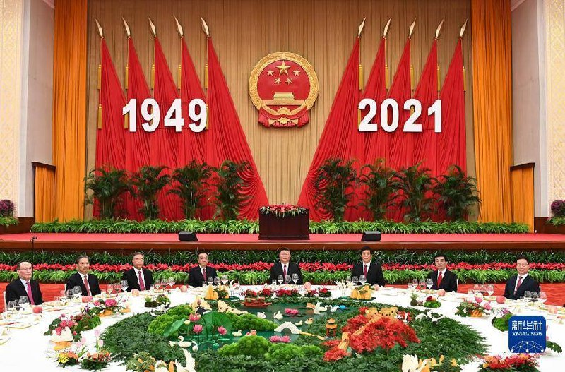 这一桌装饰多少钱