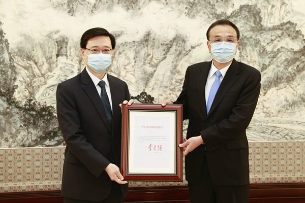 死訊公佈後超過24小時　李家超才主動見記者悼李克強