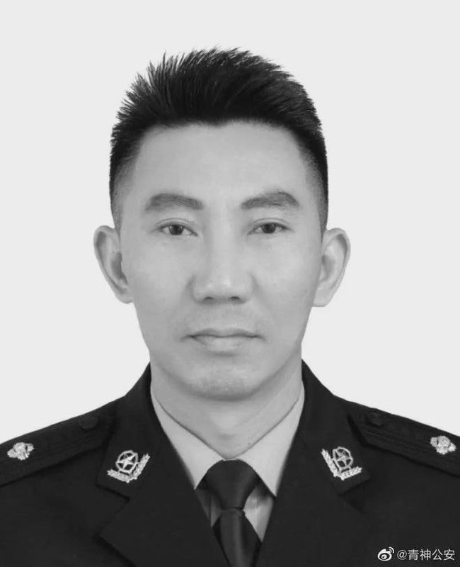 勇士 智斗共匪条子死的好捏😁勇士 智斗共匪条子死的好捏😁