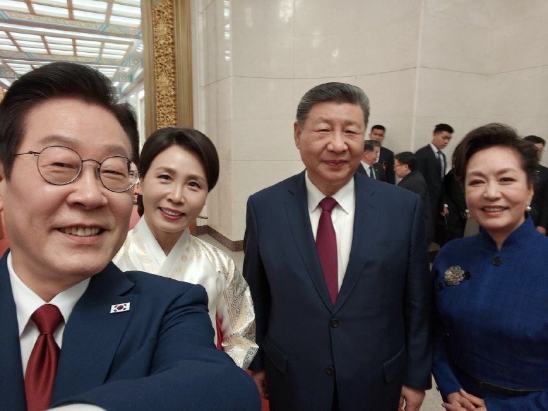 李在明，你小子用小米