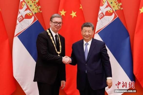 塞爾維亞總統武契奇6月27日在貝爾格勒一場親政府集會上宣布，將於數週內辭去總統職務，並提前舉行總統及國會選舉