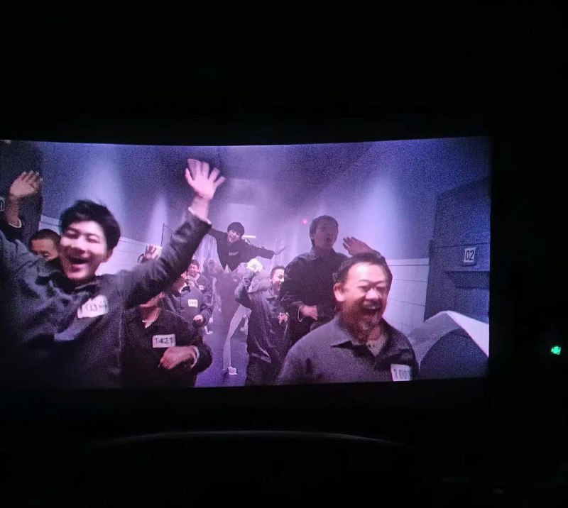 9月18日 电影 731 上映，导演 赵林山 被网友“亲切”问候了祖宗十八代！🕶️ 匿名投稿9月18日 电影 731 上映，导演 赵林山 被网友“亲切”问候了祖宗十八代！🕶️ 匿名投稿